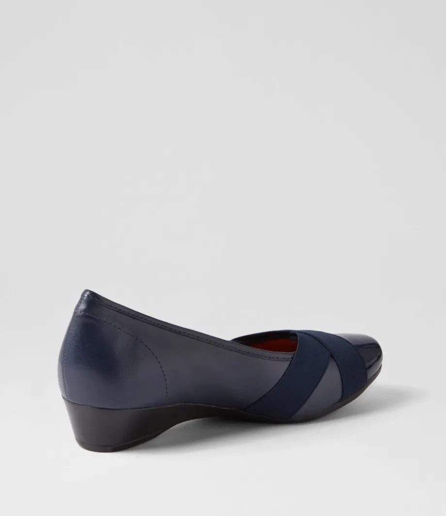 randford_navy_patent_leather_heels_2.webp Randford Navy Patent Leather Heels<SUPERSOFT Outlet