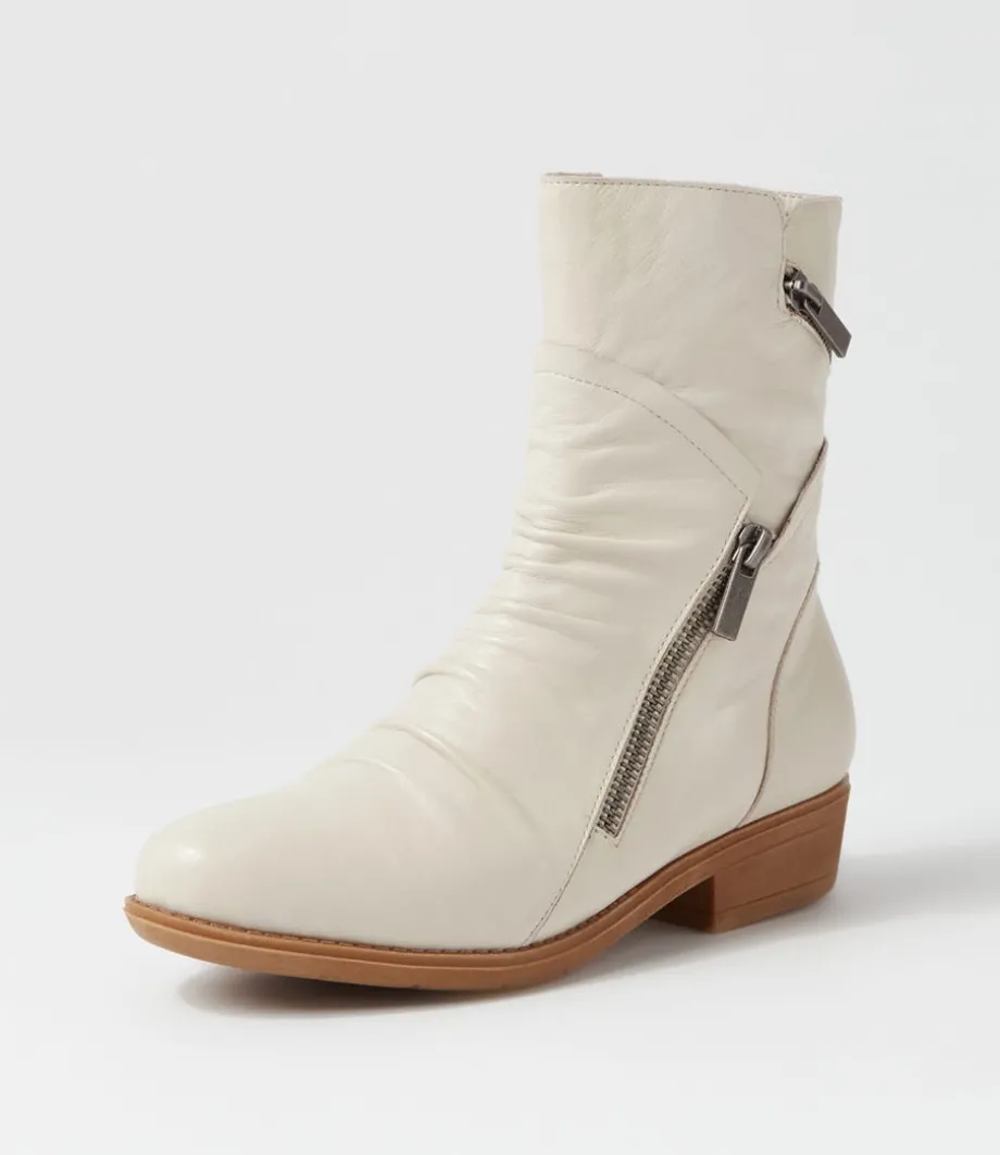 Renu Almond Leather Ankle Boots<DJANGO & JULIETTE Clearance