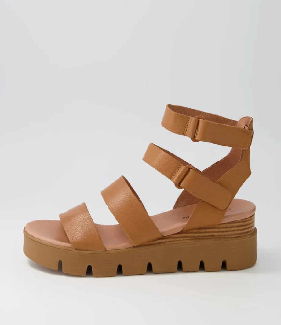 Rhean Dark Tan Leather Sandals<DJANGO & JULIETTE Best