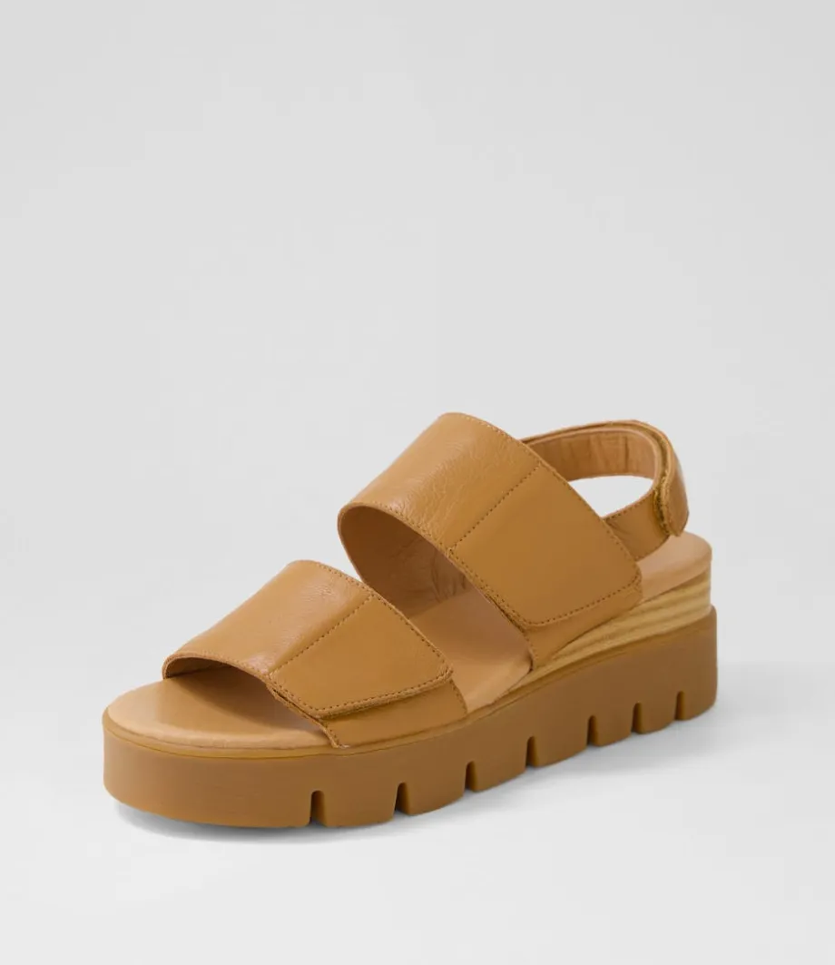 Rillow Tan Leather Sandals<DJANGO & JULIETTE Online
