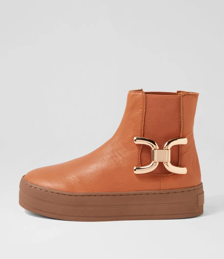 Scotial Scotch Leather Chelsea Boots<DJANGO & JULIETTE Shop