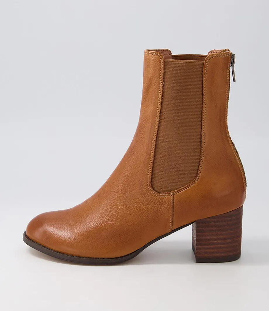 Sebasy New Tan Choc Leather Chelsea Boots<DJANGO & JULIETTE New