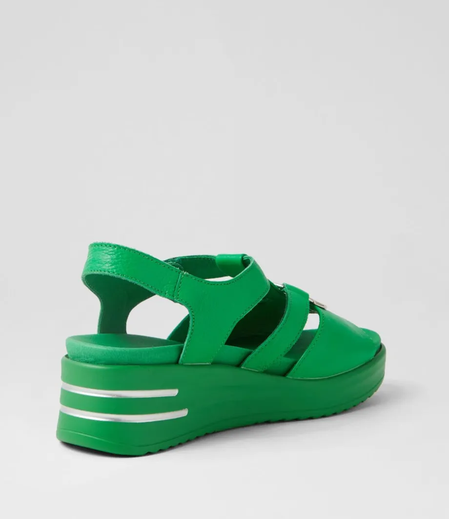 sharrell_xw_bright_emerald_leather_sandals_2.webp Sharrell Xw Bright Emerald Leather Sandals<ZIERA Best