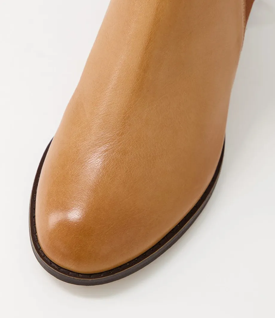 shoko_new_tan_choc_leather_chelsea_boots_3.webp Shoko New Tan Choc Leather Chelsea Boots<DJANGO & JULIETTE Shop