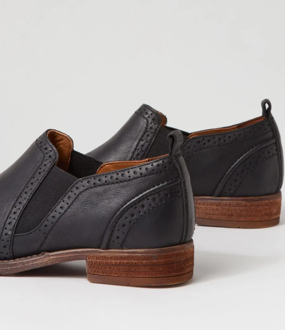 sienna__black_leather_loafers_4.webp Sienna 43 Black Leather Loafers<JOSEF SEIBEL Sale