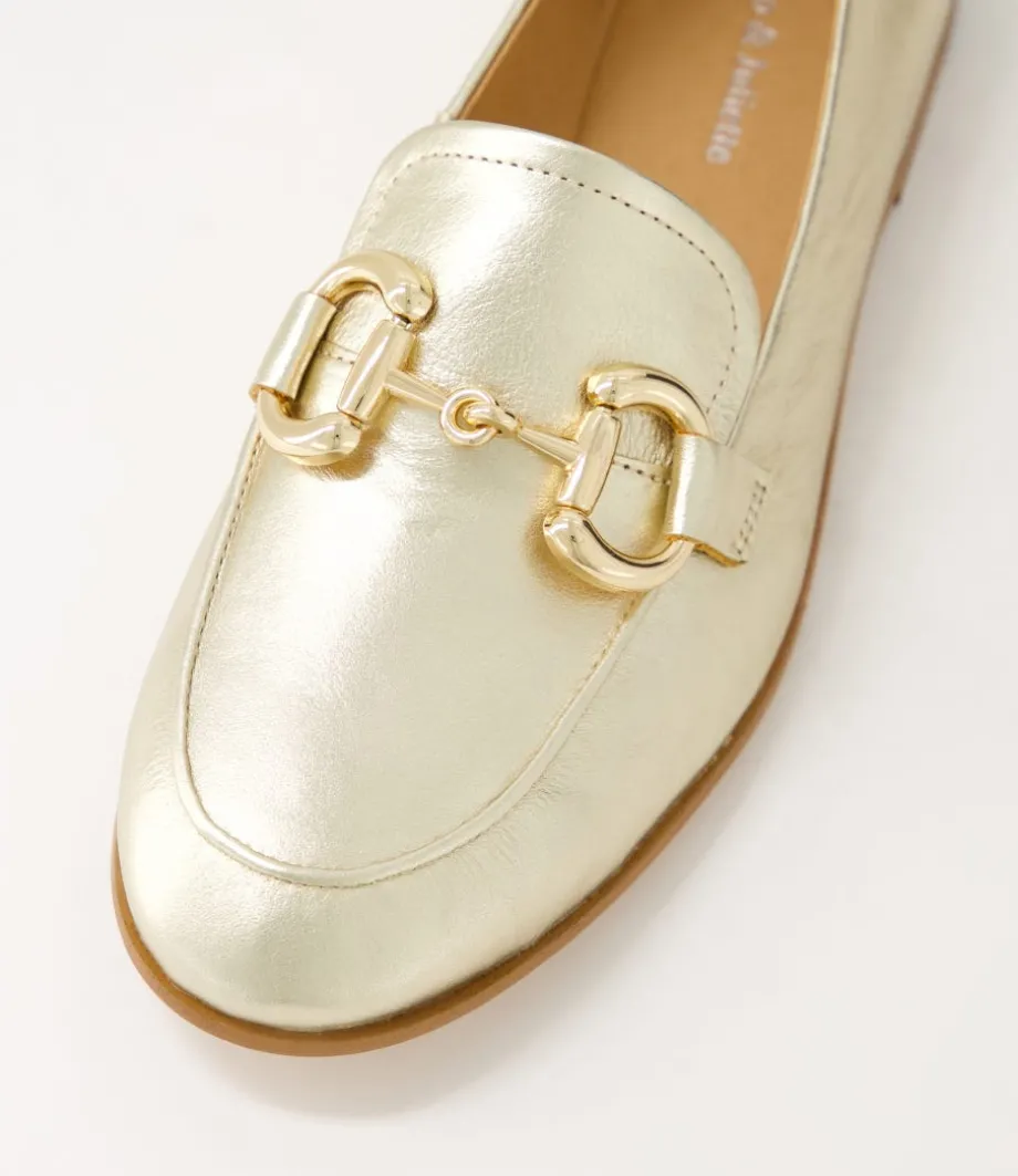 uta_pale_gold_leather_loafers_3.webp Uta Pale Gold Leather Loafers<DJANGO & JULIETTE Shop