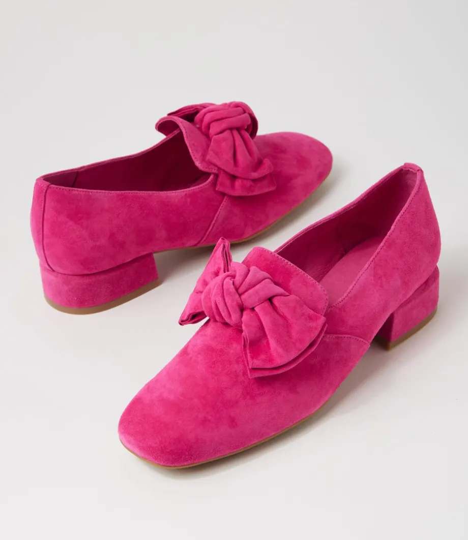 varva_fuchsia_suede_heels_4.webp Varva Fuchsia Suede Heels<DJANGO & JULIETTE Online