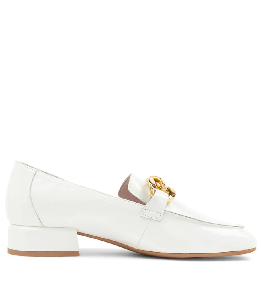 vivandy_white_patent_leather_heels_3.webp Vivandy White Patent Leather Heels<DJANGO & JULIETTE Sale