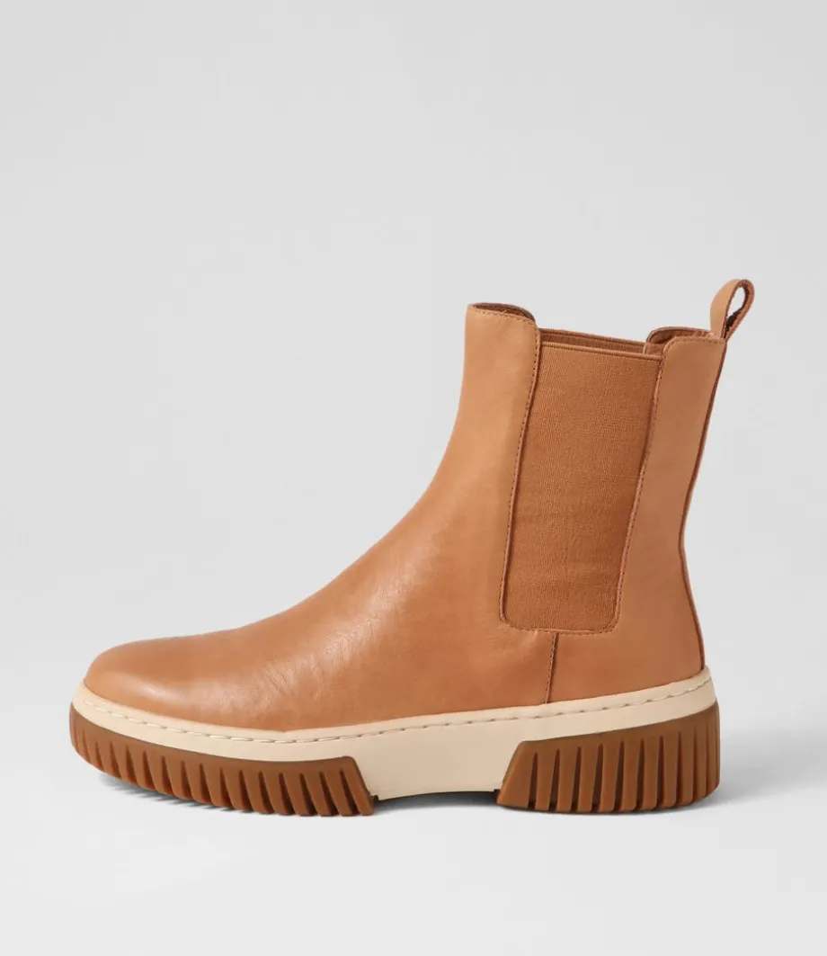 Yaella Tan Vanilla Gum Sole Leather Chelsea Boots<DJANGO & JULIETTE Sale